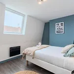 3 Bedroom House With Terrace Near Lille 게스트하우스 라 마들렌