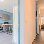 3 Bedroom House With Terrace Near Lille 라 마들렌
