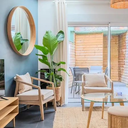 ゲストハウス 3 Bedroom House With Terrace Near Lille ラ・マドレーヌ