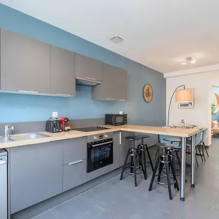 3 Bedroom House With Terrace Near Lille 4*