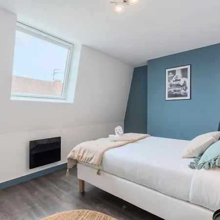 3 Bedroom House With Terrace Near Lille ゲストハウス ラ・マドレーヌ